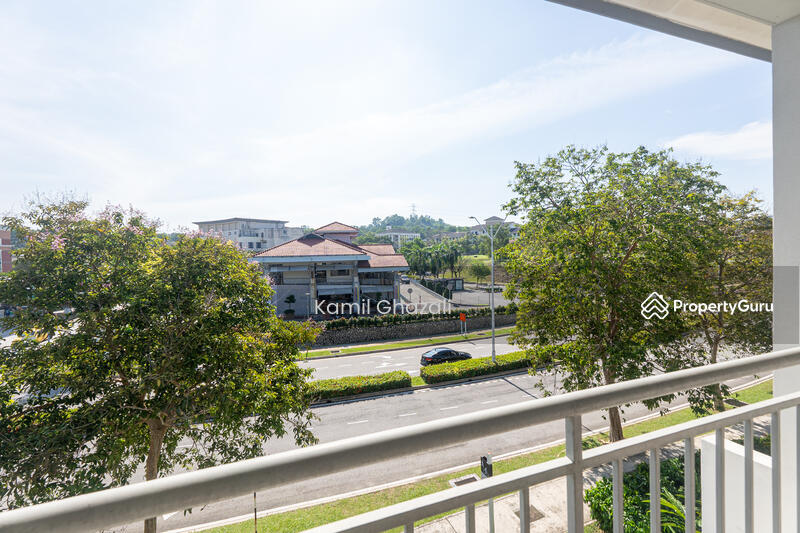 For Sale - 2.5 Storey Zero Lot Bungalow DANAU MUTIARA, Presint 16