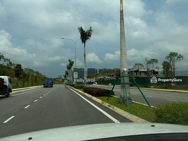For Sale - Johor @ Iskandar Puteri 3 Storey Semi-D Shoplot For Sale
