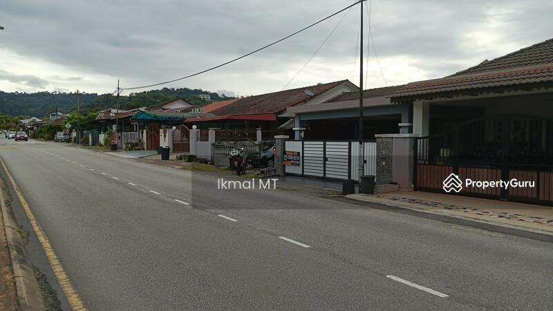 1-storey Terraced House for Rent in Ampang Jaya (Ampang) - Ikmal MT - To Taman TAR Kelab Darul Ehsan - PropertyGuru.com.my