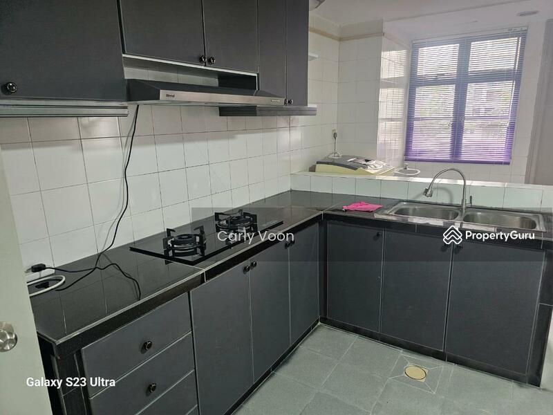 Untuk Dijual - The Straits View Condominium