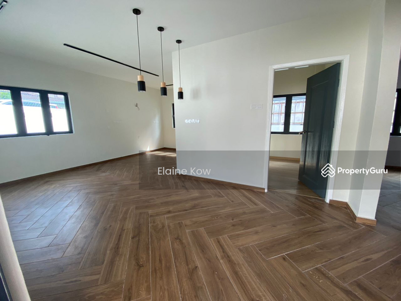 For Sale - Bungalow at SS1