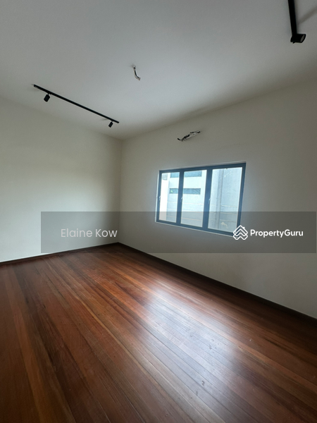 For Sale - Bungalow at SS1