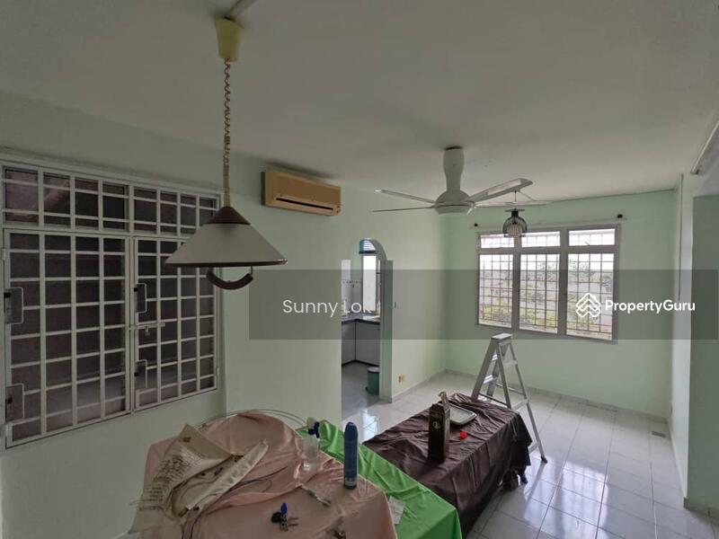 Untuk Dijual - Azuria Condominium