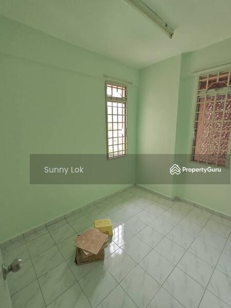Untuk Dijual - Azuria Condominium