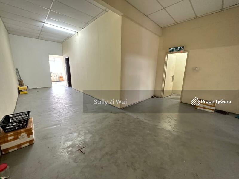 For Sale - Pekan Nenas