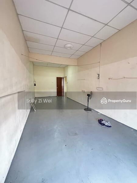 For Sale - Pekan Nenas