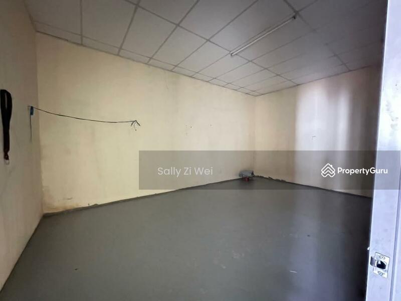 For Sale - Pekan Nenas