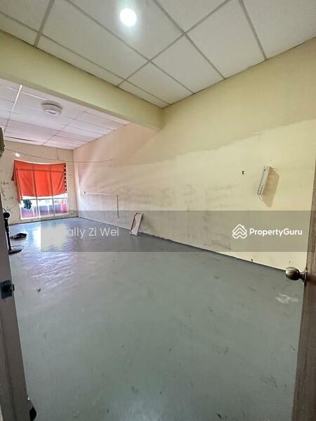 For Sale - Pekan Nenas