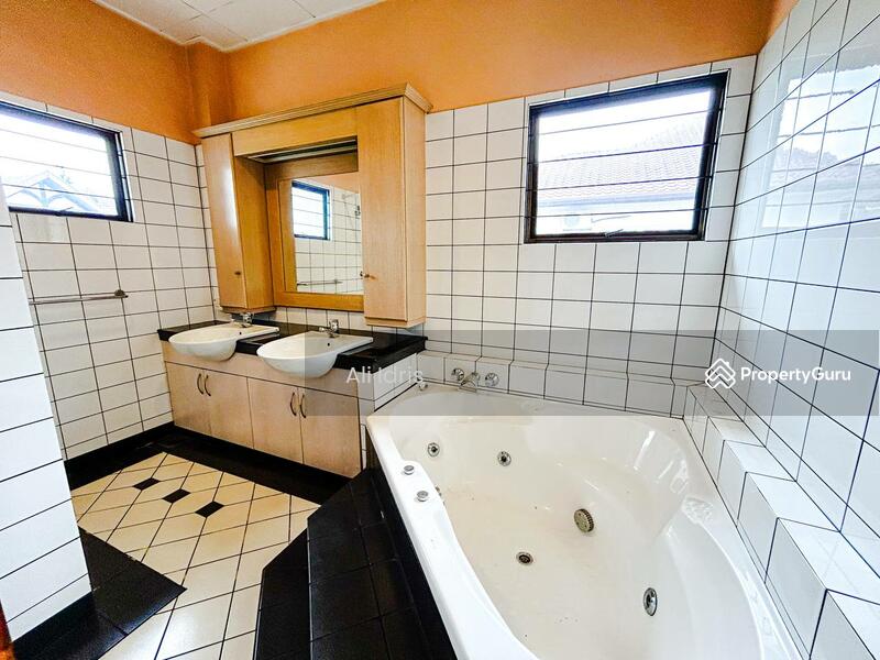 Untuk Dijual - Shah Alam, Seksyen 9