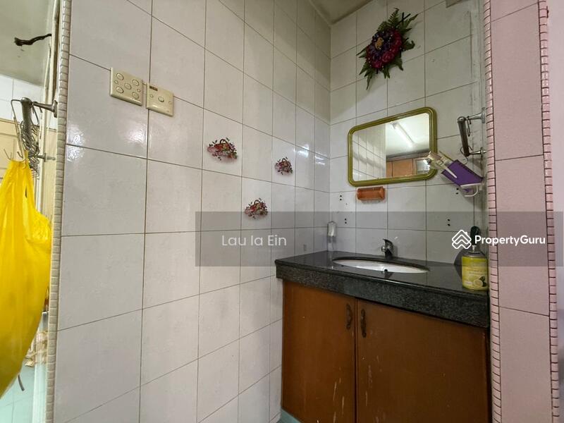 Untuk Dijual - Dahlia, bukit beruntung