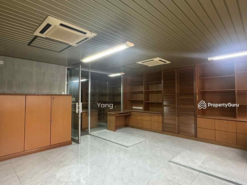 For Sale - Bukit Bintang - 2nd floor shop office