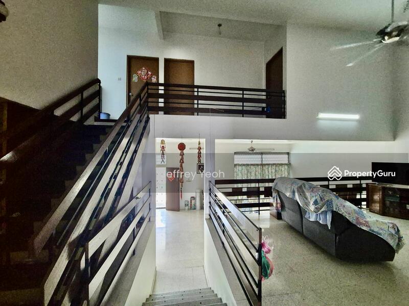 For Sale - 2/stories semi-detached @ Bukit Dumbar