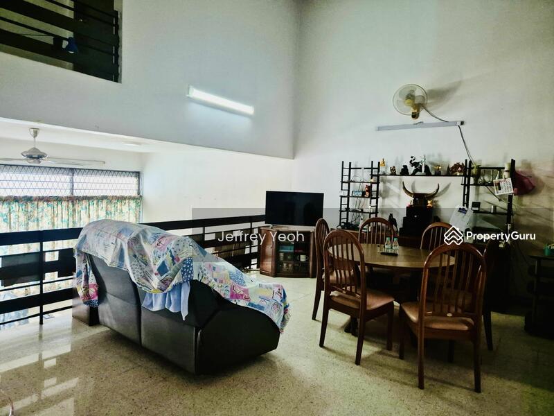 For Sale - 2/stories semi-detached @ Bukit Dumbar