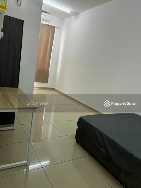 Untuk Disewa - Suriaman 2A Sendayan, House/Room Rental