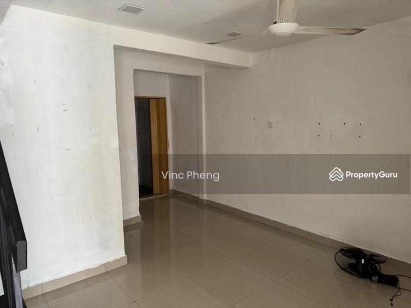 Untuk Disewa - 2-storey Terrace House at Taman Ayer Keroh Height