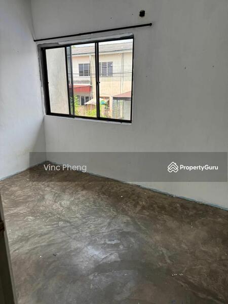 Untuk Disewa - 2-storey Terrace House at Taman Ayer Keroh Height