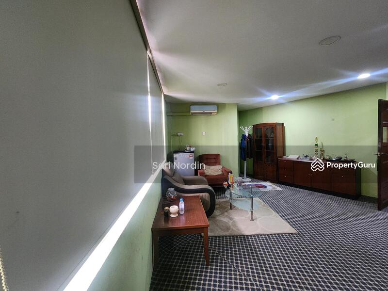 For Sale - Shoplot Seksyen 13