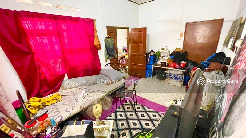 For Sale - Taman Salak Jaya