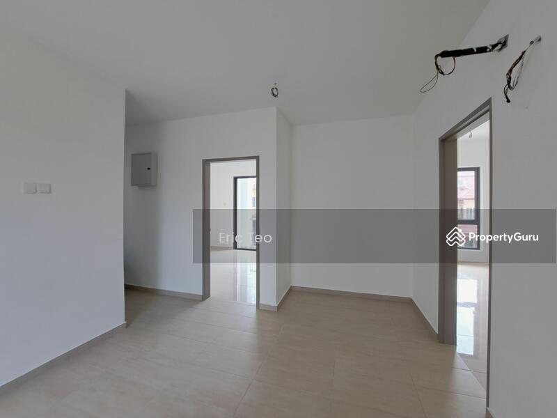 Untuk Dijual - 3-storey Terraced House at Taman Salak Selatan