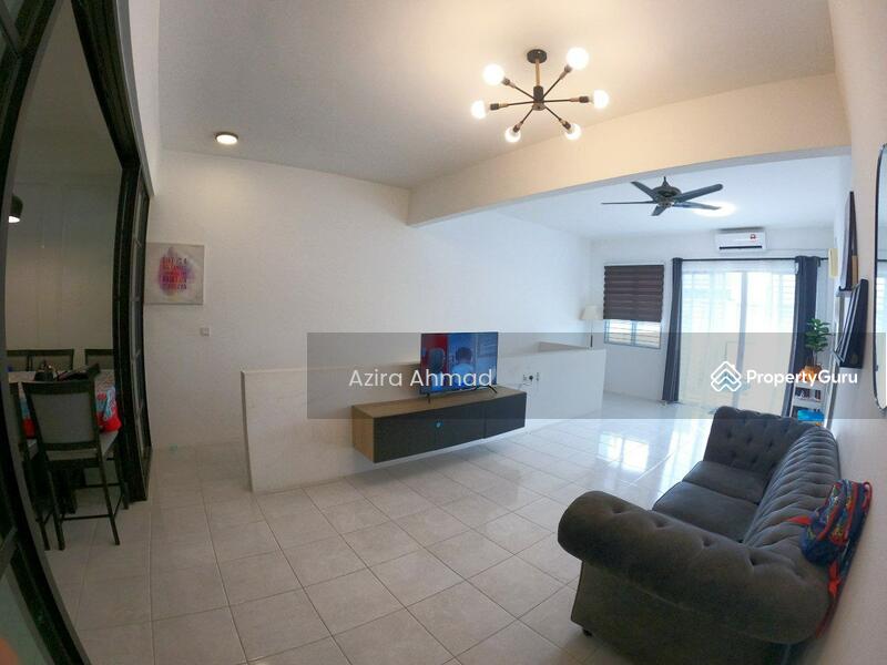Untuk Dijual - Garden Villa Townhouse Taman Tasik Semenyih