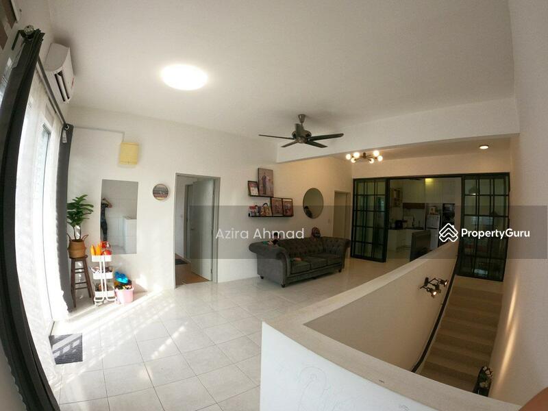 Untuk Dijual - Garden Villa Townhouse Taman Tasik Semenyih