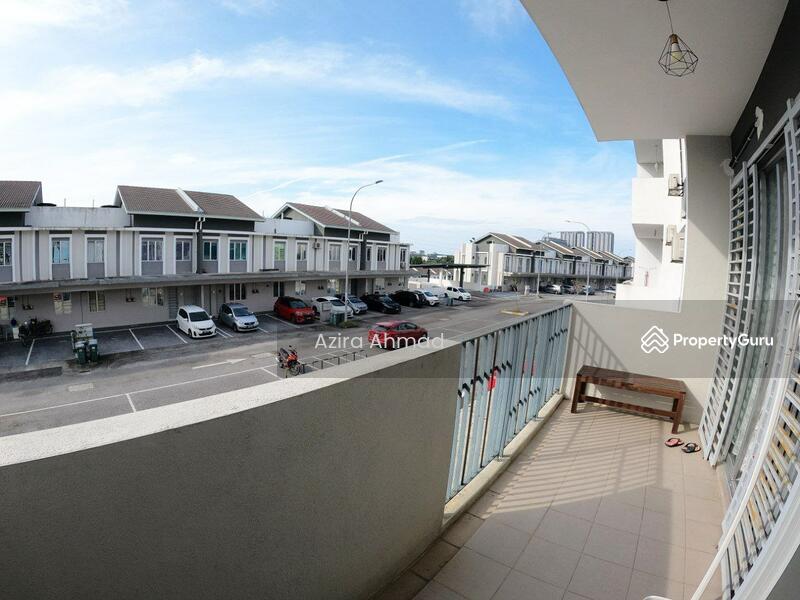 Untuk Dijual - Garden Villa Townhouse Taman Tasik Semenyih
