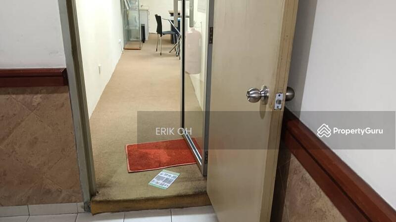 Untuk Dijual - Queen's Avenue