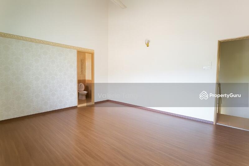 For Rent - Intermediate 2-Storey Link House