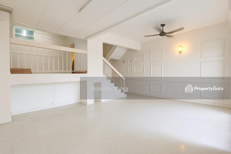 For Rent - Intermediate 2-Storey Link House