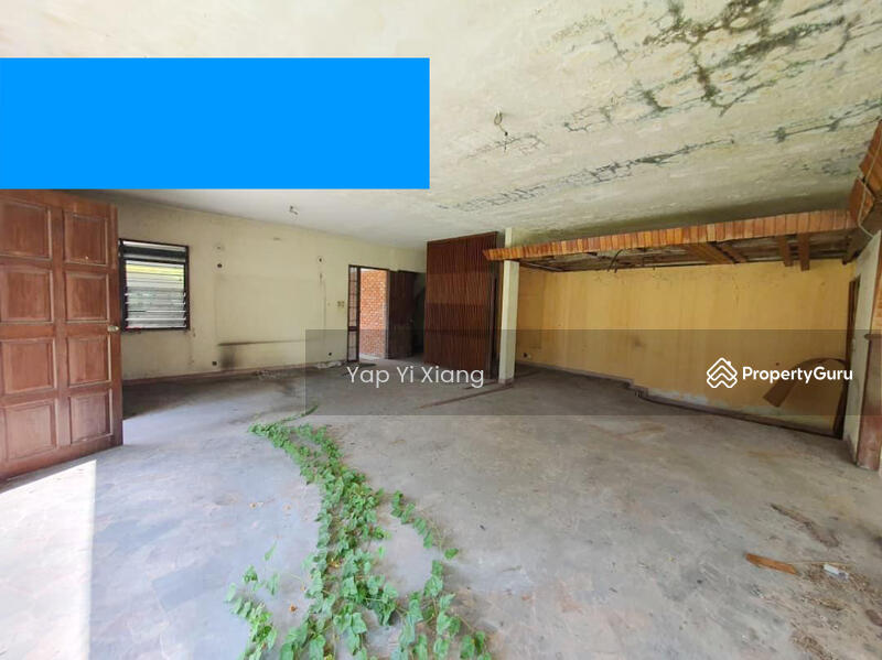 For Rent - COMMERCIAL BUNGALOW 15,000 SQFT BIG LAND WITH 20++ CARS PARKING FOR RENT