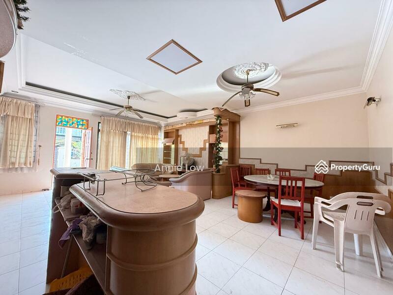 For Sale - Sri Putri