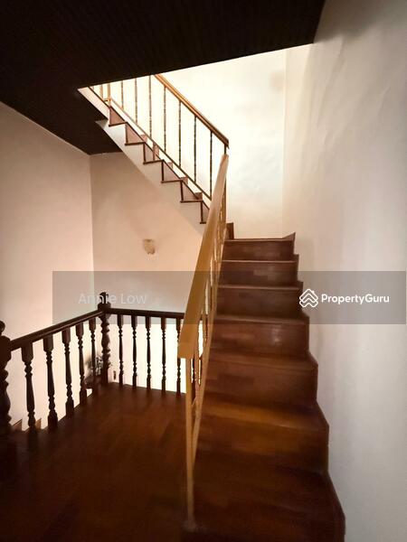 For Sale - Sri Putri