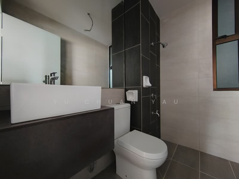 Kondominium untuk Dijual di Admiral Residences - Yu Chuan Yau - PropertyGuru.com.my