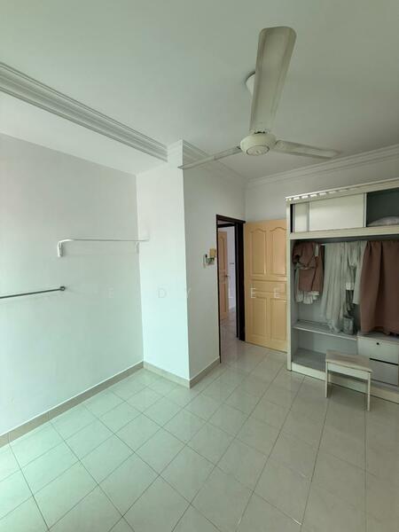 For Rent - 2 storey house taman seri cheras batu 9 selangor