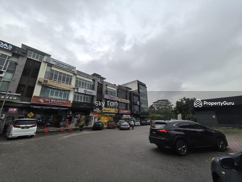Untuk Disewa - Austin Height 8 Austin Height 3 Storey Shoplot Rent