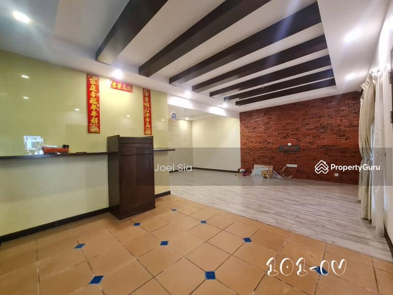 For Sale - Fully Extended Fully Renovated Bandar Bukit Tinggi 2 Butterfly Park 2.5 Storey House For Sale