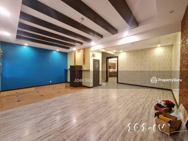 For Sale - Fully Extended Fully Renovated Bandar Bukit Tinggi 2 Butterfly Park 2.5 Storey House For Sale