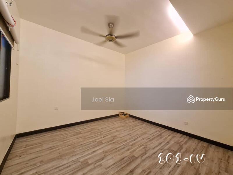 For Sale - Fully Extended Fully Renovated Bandar Bukit Tinggi 2 Butterfly Park 2.5 Storey House For Sale