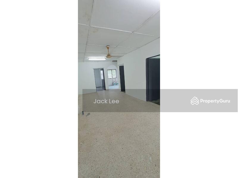 Untuk Dijual - Pasir Gudang Jalan Mawar