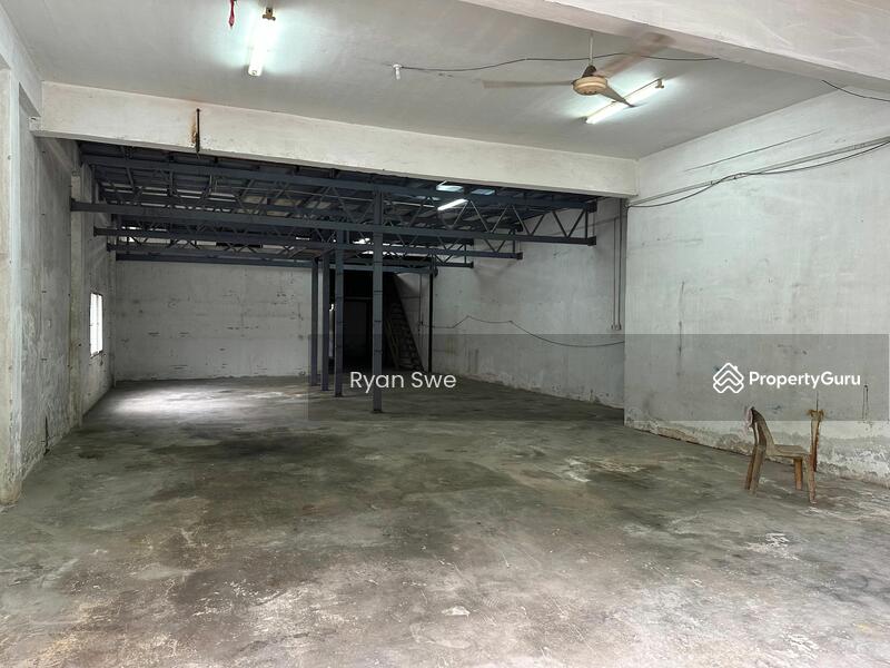 For Rent - Jalan KRI warehouse 1.5sty Facing Empty Land