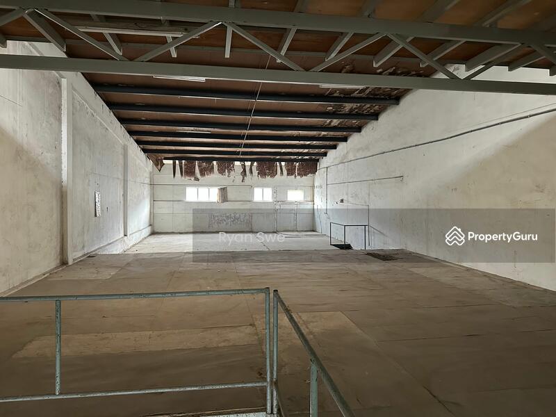 For Rent - Jalan KRI warehouse 1.5sty Facing Empty Land