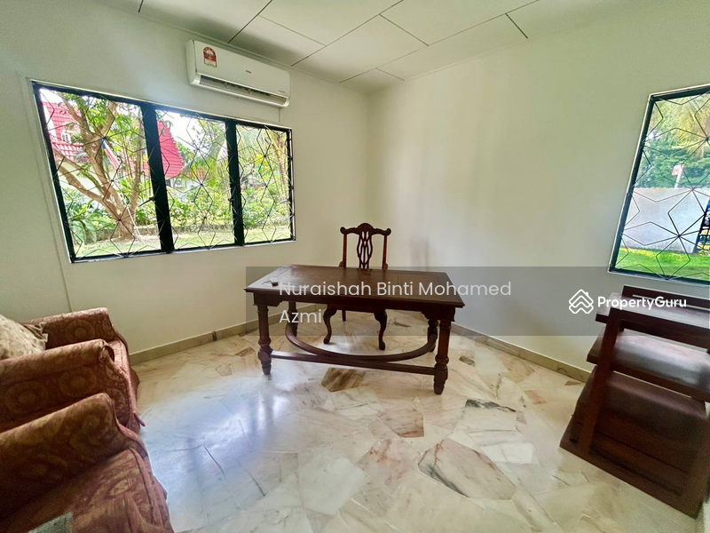 Untuk Disewa - Bungalow at Seksyen 12