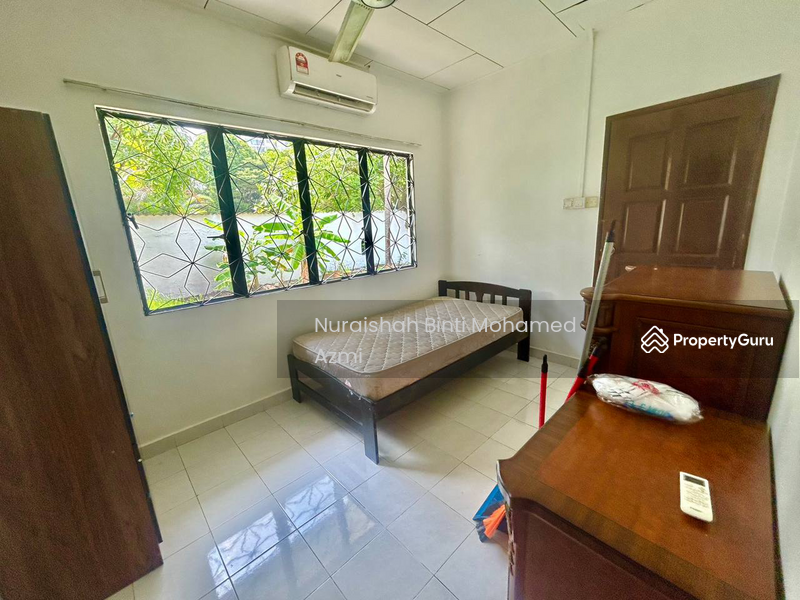 Untuk Disewa - Bungalow at Seksyen 12