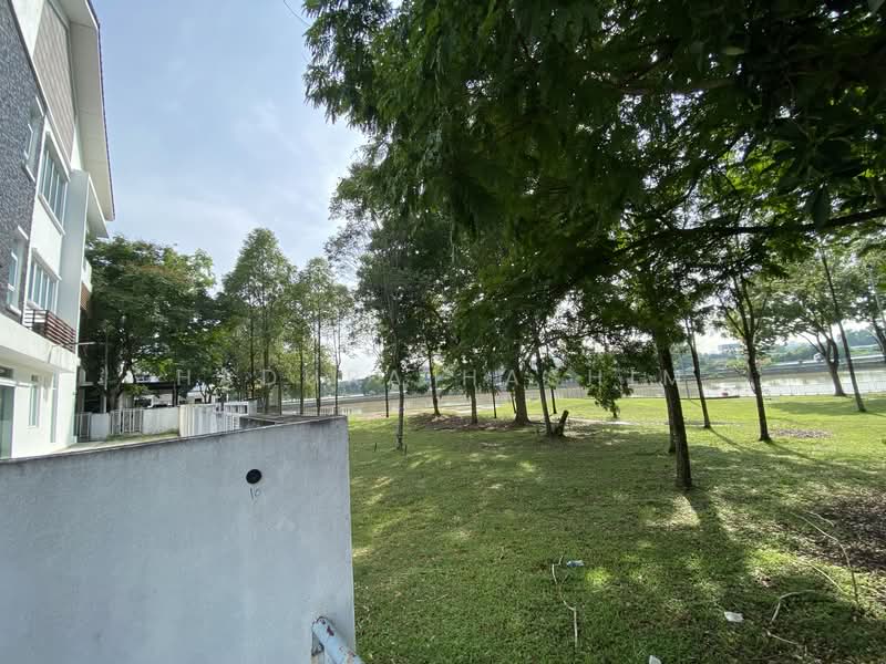 Rumah Teres 3 Tingkat untuk Dijual di Bukit Jelutong (Shah Alam) - Hadura Hashim - PropertyGuru.com.my