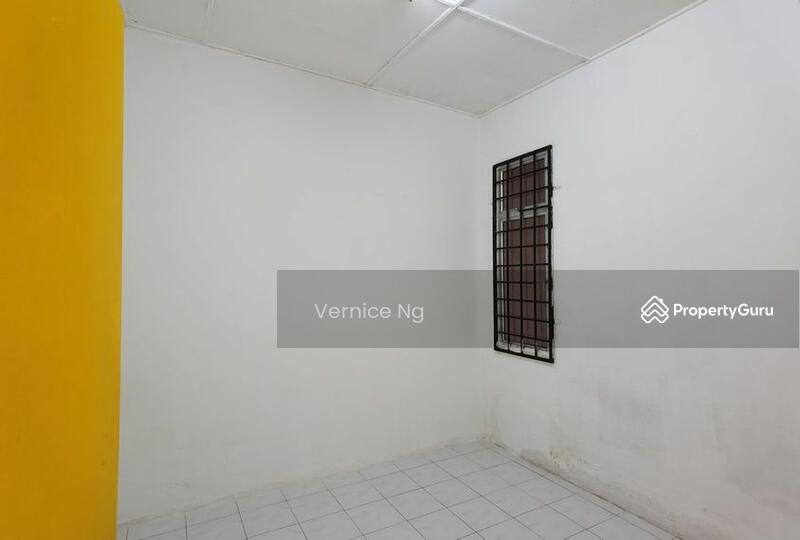 For Rent - 1-storey Terraced House at Kota Warisan