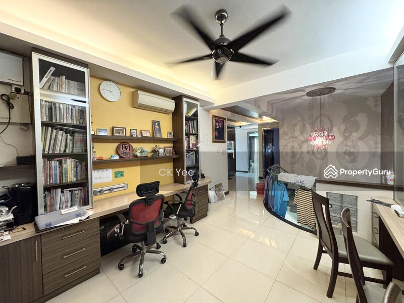 For Sale - Taman Esplanad