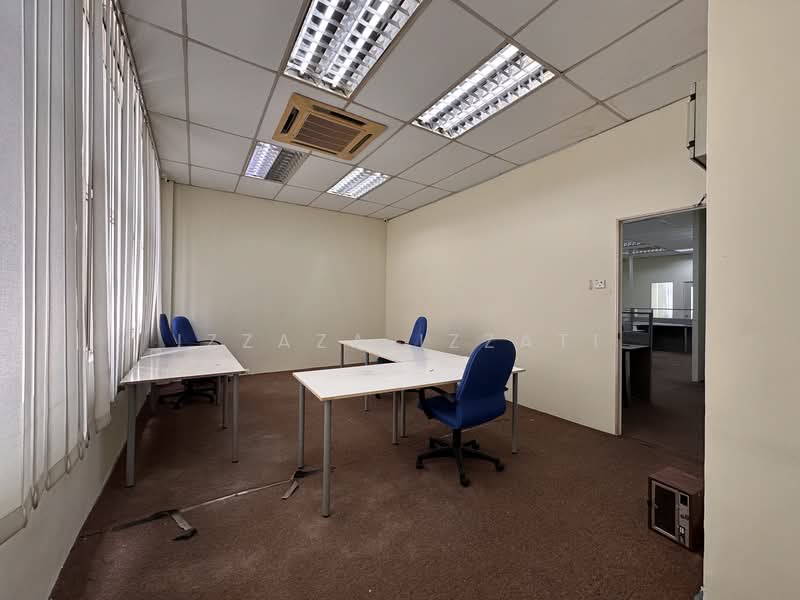 Retail Space for Rent in Taman Sri Endah (Sri Petaling) - Izzaza Izzati - Interior - PropertyGuru.com.my