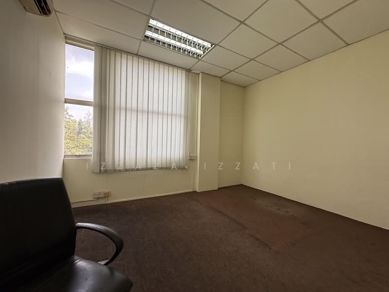 Retail Space for Rent in Taman Sri Endah (Sri Petaling) - Izzaza Izzati - Interior - PropertyGuru.com.my