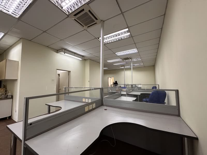 Retail Space for Rent in Taman Sri Endah (Sri Petaling) - Izzaza Izzati - Interior - PropertyGuru.com.my