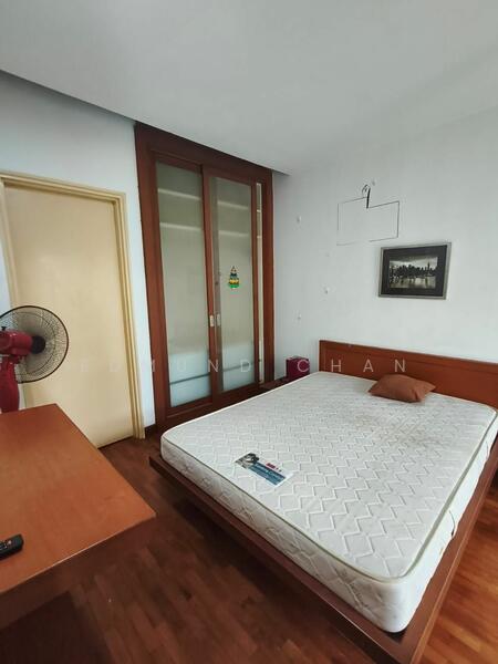 Untuk Dijual - 10 Semantan Suites